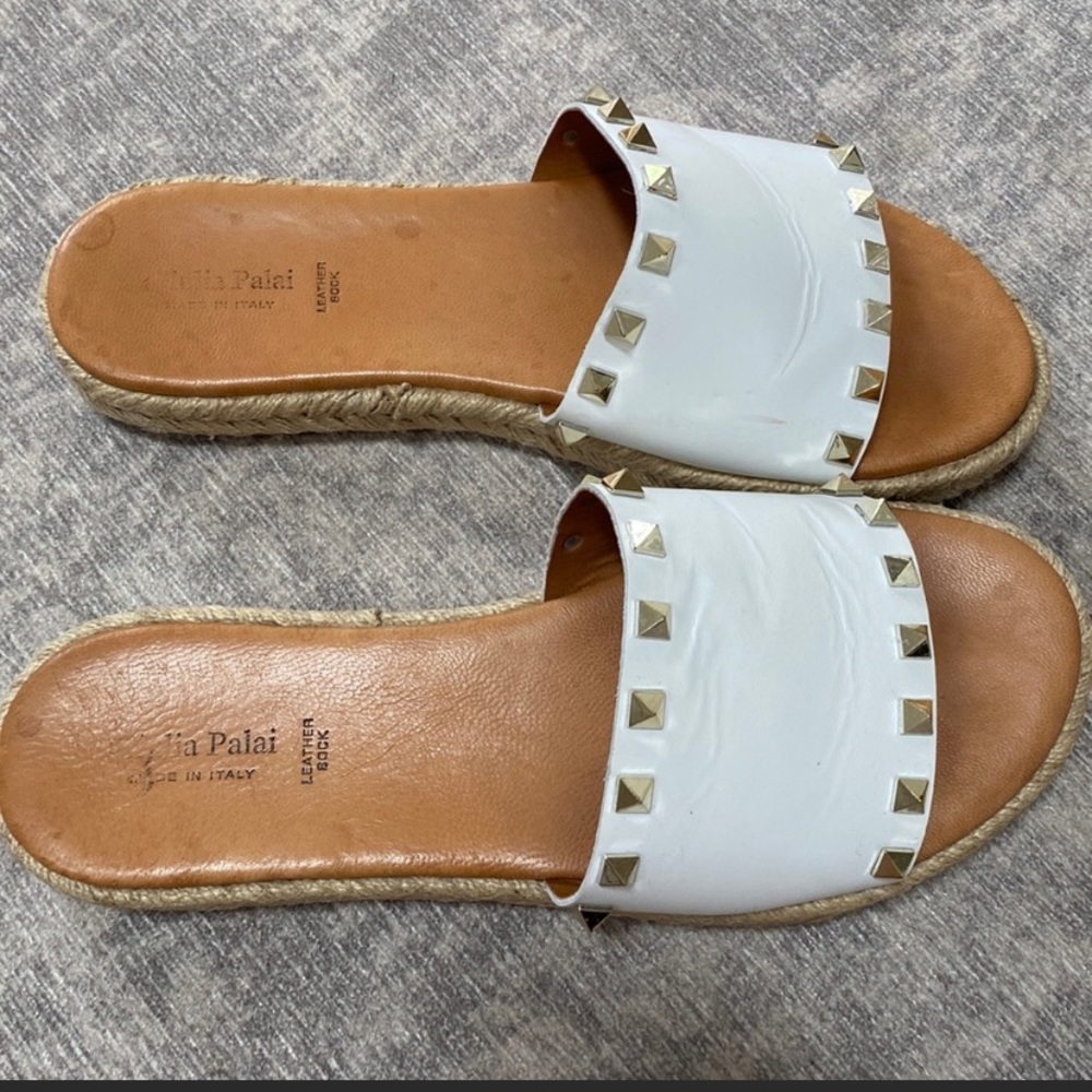 NWT Giulia Palai Italy sandals Gold pyramid Studs espadrille slides Size 9
